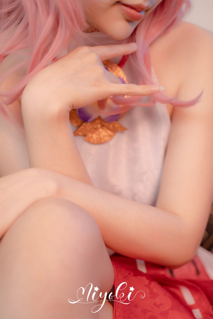 铃木美咲 (Misaki Suzuki) cosplay Yae Miko – Genshin Impact “44 photos and 1 video”