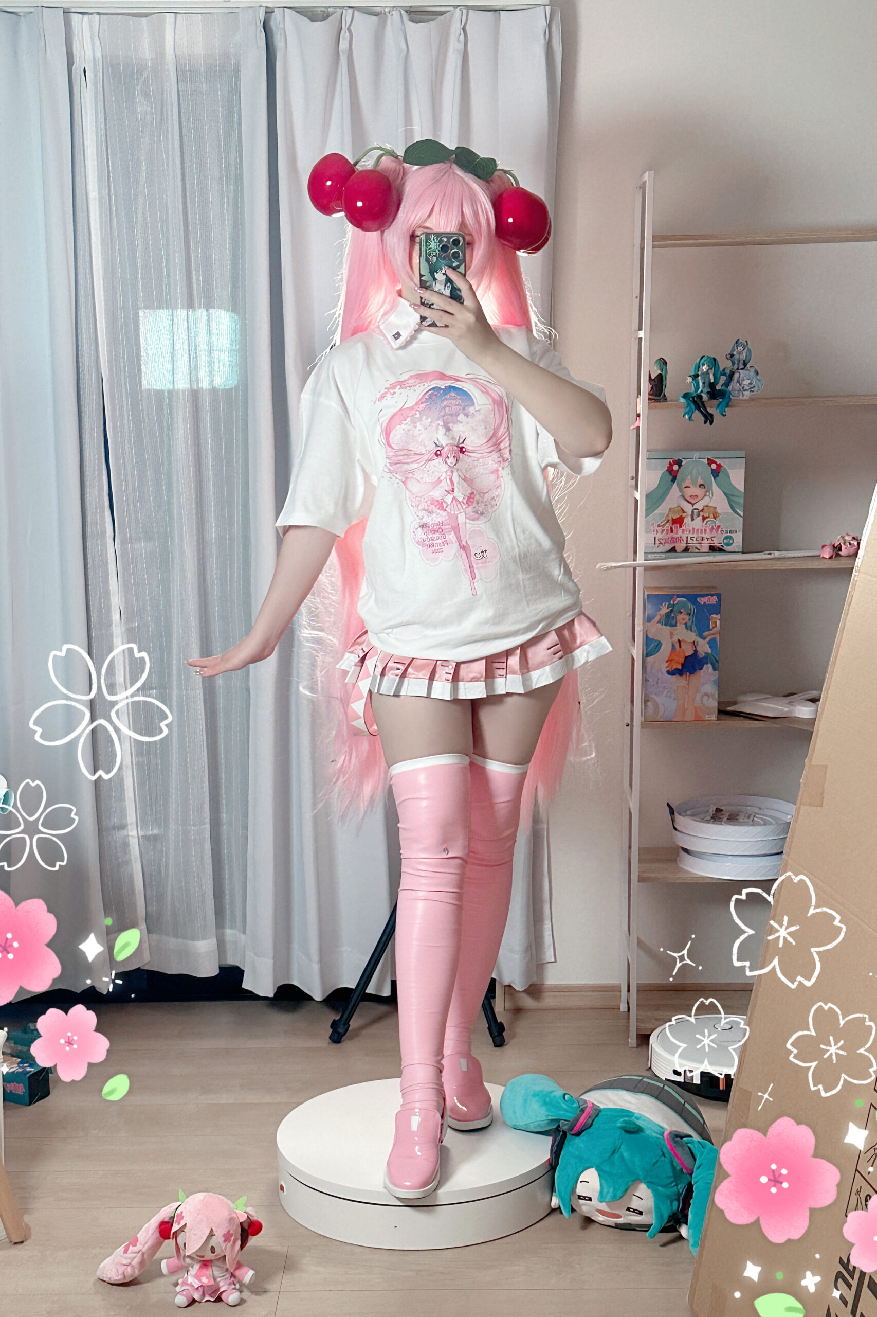 Saya Scarlet – Confy Sakura Miku