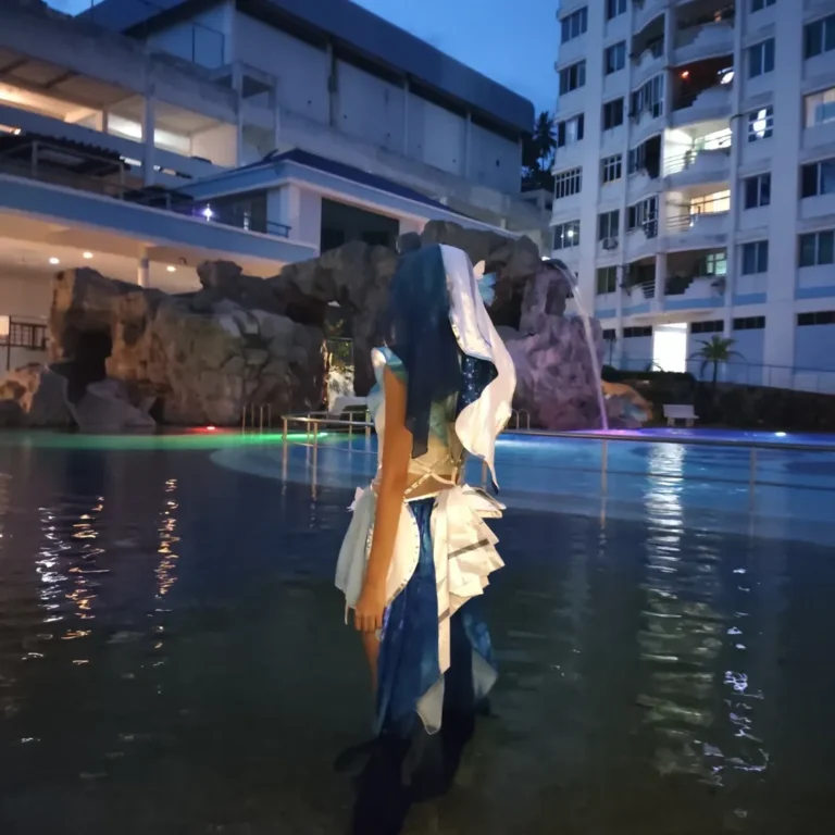 Yoru_coserr – Shorekeeper